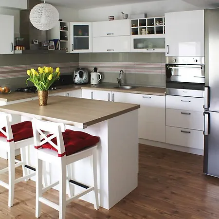 Home Apartment *